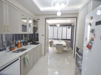 YEDİTEPE DE SATILIK 2.5+1 DAİRE 