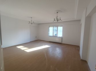 YEDİTEPEDE SATLIK 3+1 DAİRE