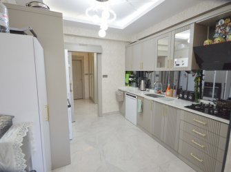 YEDİTEPE DE SATILIK 2.5+1 DAİRE 