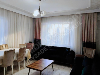 BEYZADE EMLAK TAN YEDİTEPE SATILIK 2+1 HASARSIZ DAİRE